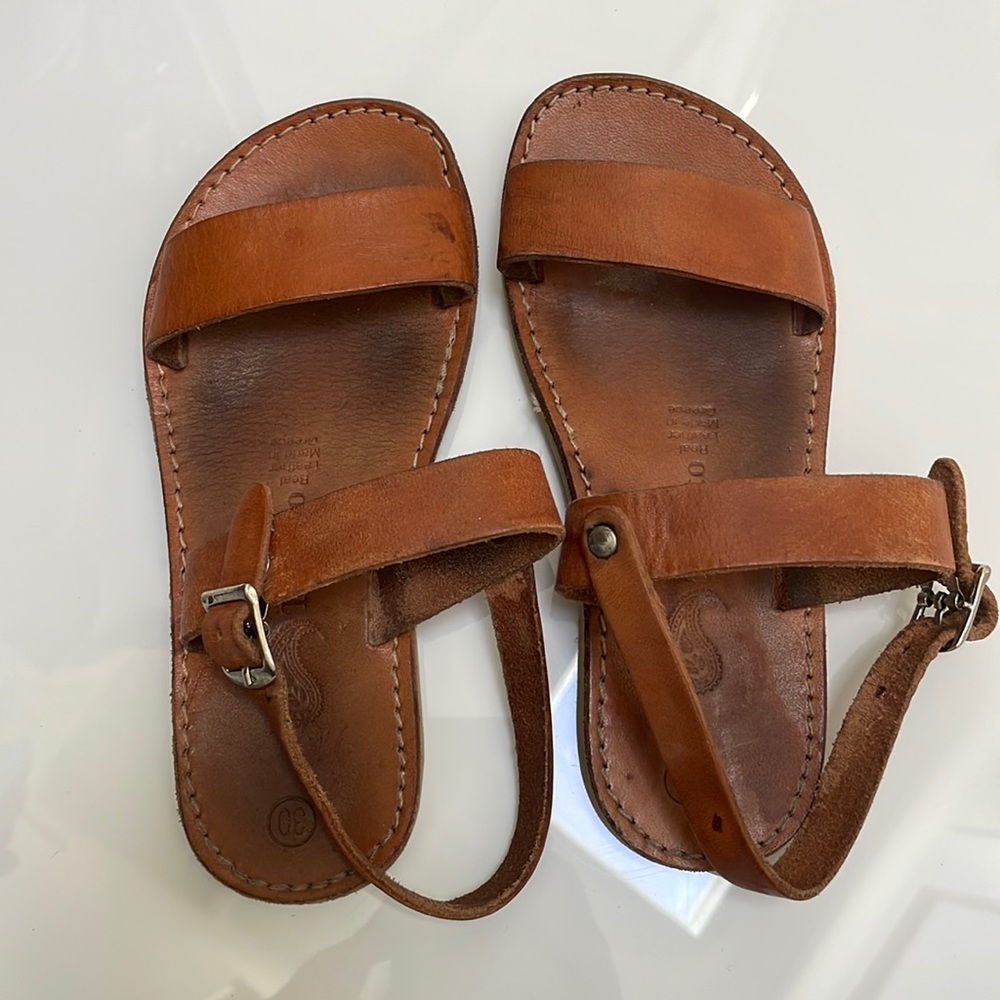 Leather Greek sandals Girl